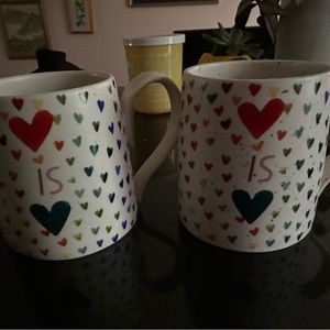 2x mugs Anthropologie